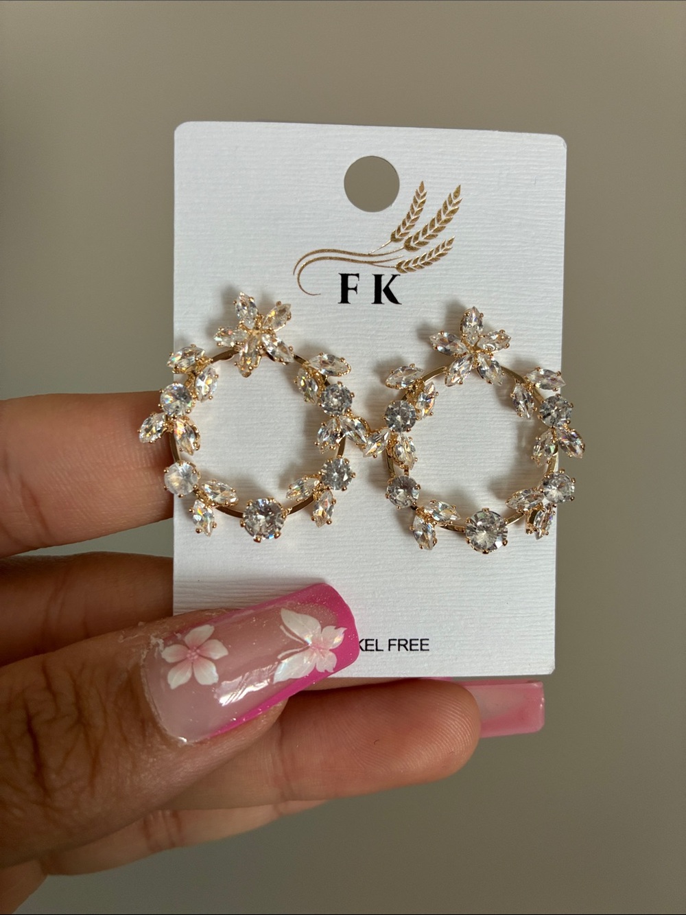2/$25🎀 Gold Crystal Floral Hoop Earrings
